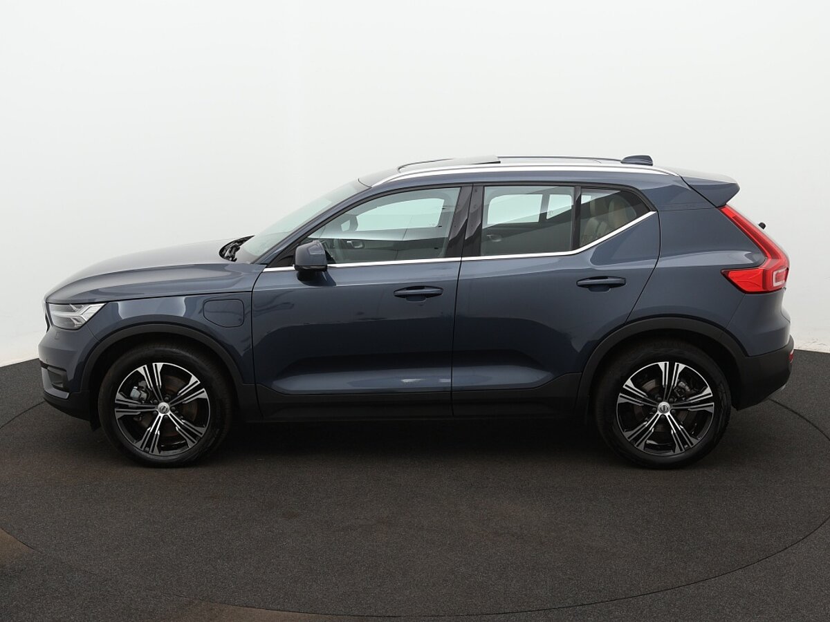 35487775 volvo xc40 1 5 t5 phev inscription panomama dak harman kardon leder 2 06
