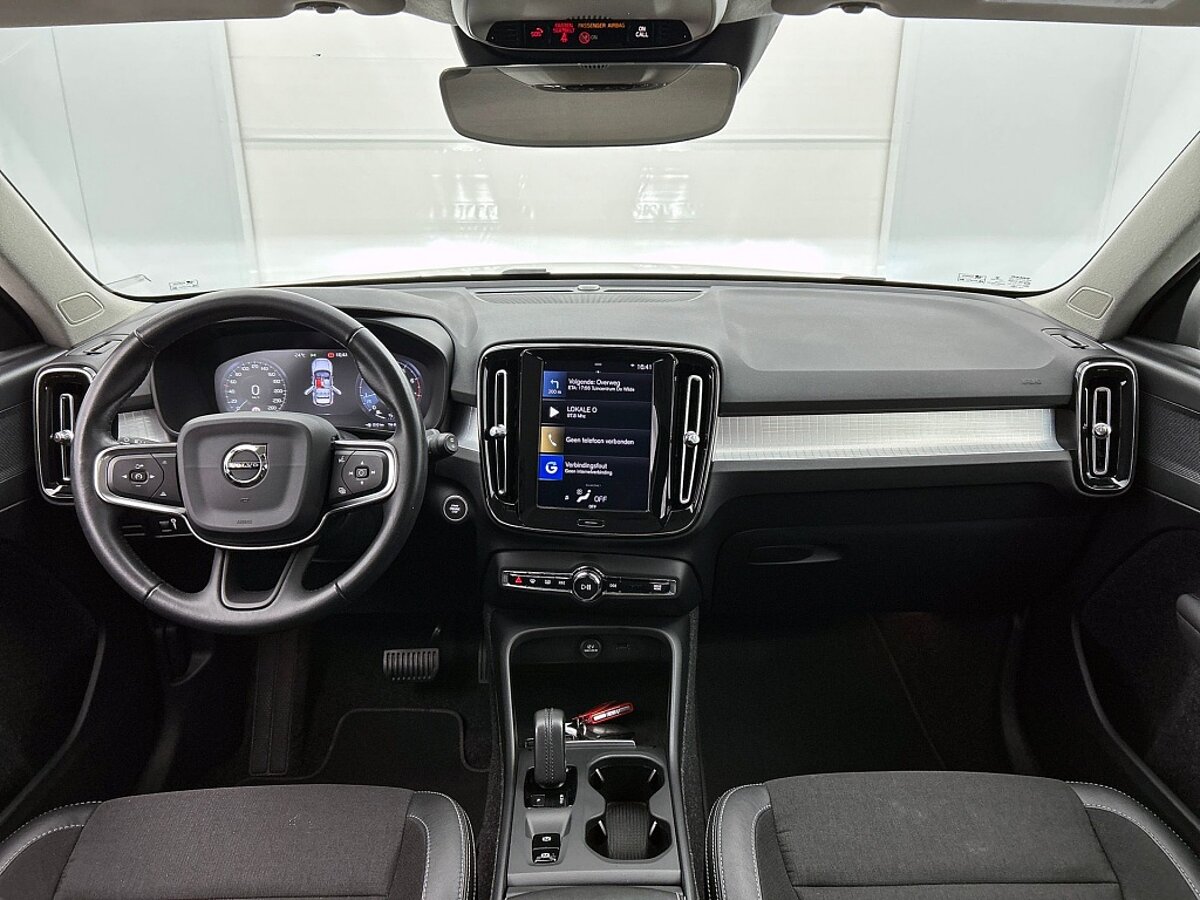 47163197 volvo xc40 2 0 t4 momentum 49