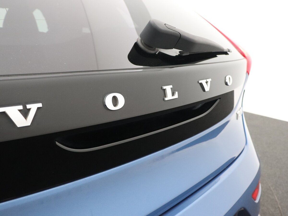 35542103 volvo v40 2 0 t4 business sport panorama dak parkeercamera 93