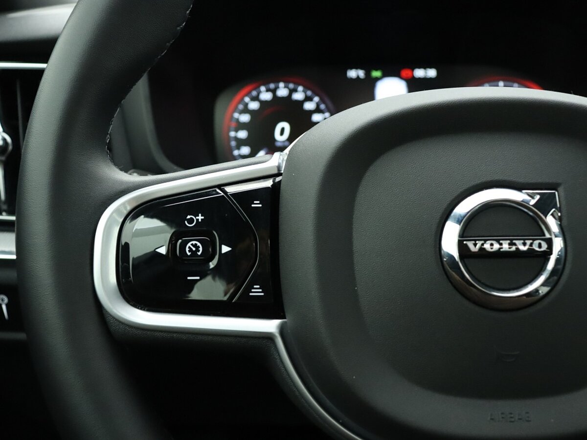 36155169 volvo v60 2 0 b3 r design 93