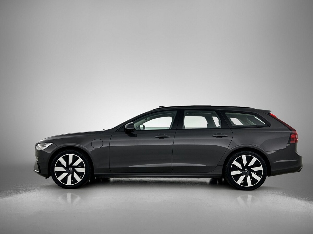 46764599 volvo v90 2 0 t6 awd ultra dark 2