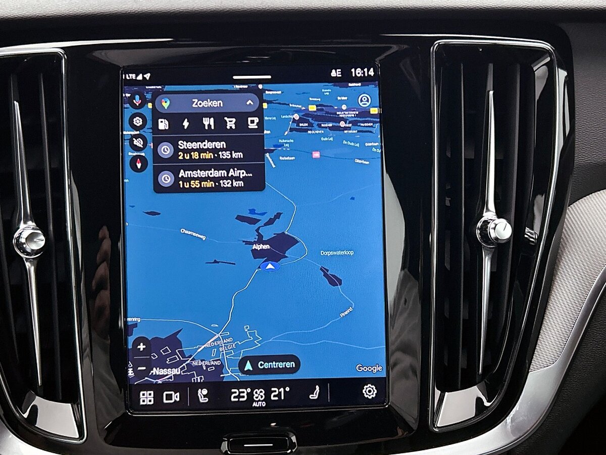 49294915 volvo v60 2 0 t6 awd plus dark 58