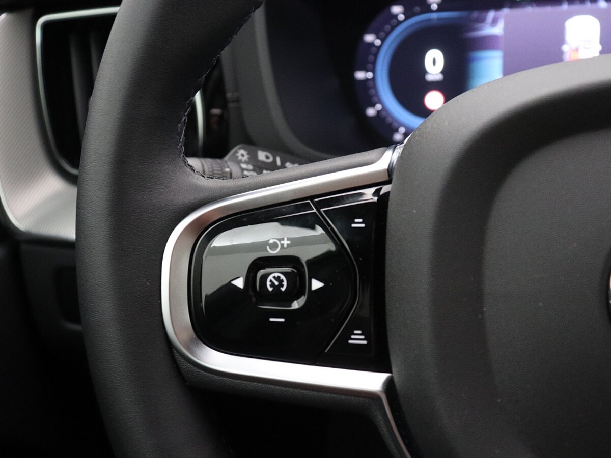 39906983 volvo xc60 2 0 t6 awd ultra dark panorama dak sportinterieur 84847f