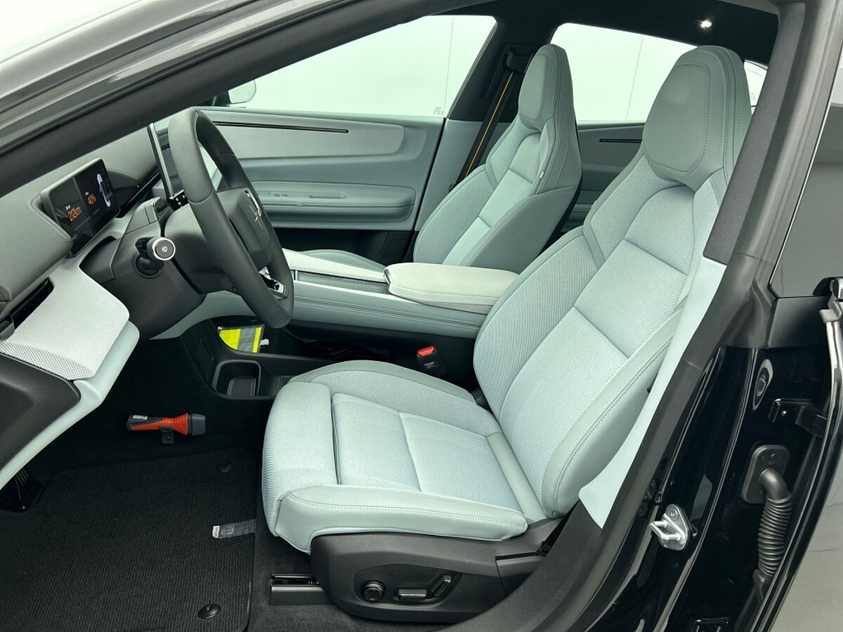 47070727 polestar 4 long range single motor 100 kwh pilot plus pro tailored knit 2cc548