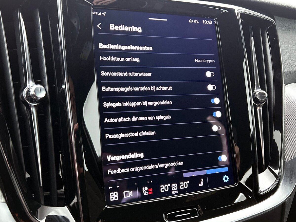 47269153 volvo v60 2 0 t6 plus dark trekhaak sport leder 360 blis pilot 06