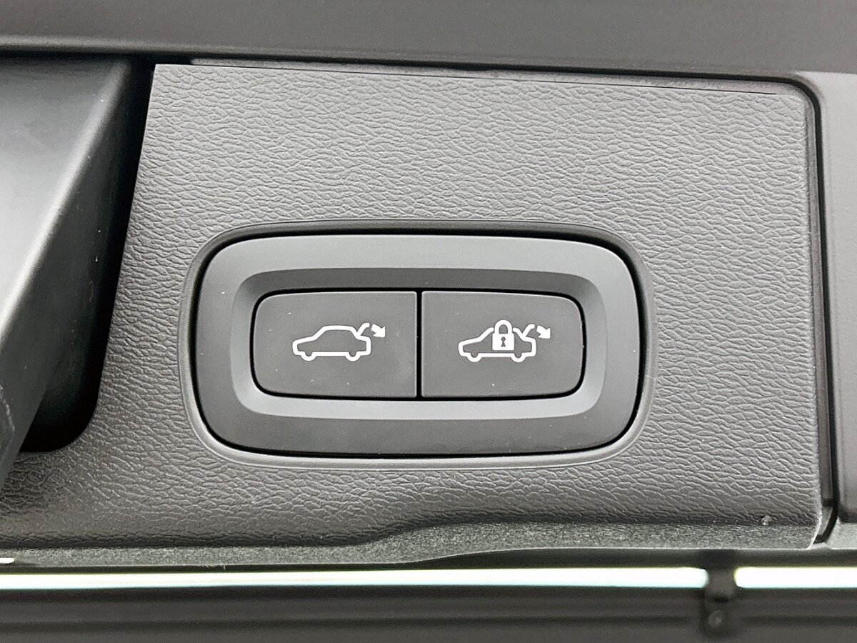 48687691 volvo xc60 2 0 t6 inscription pano 20 inch long range leder dash 70