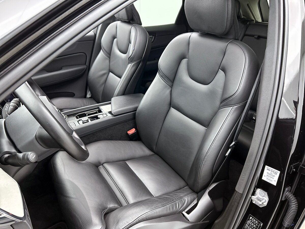 49419930 volvo xc60 t8 bright pano 20 inch long range 360 pilot assist 07