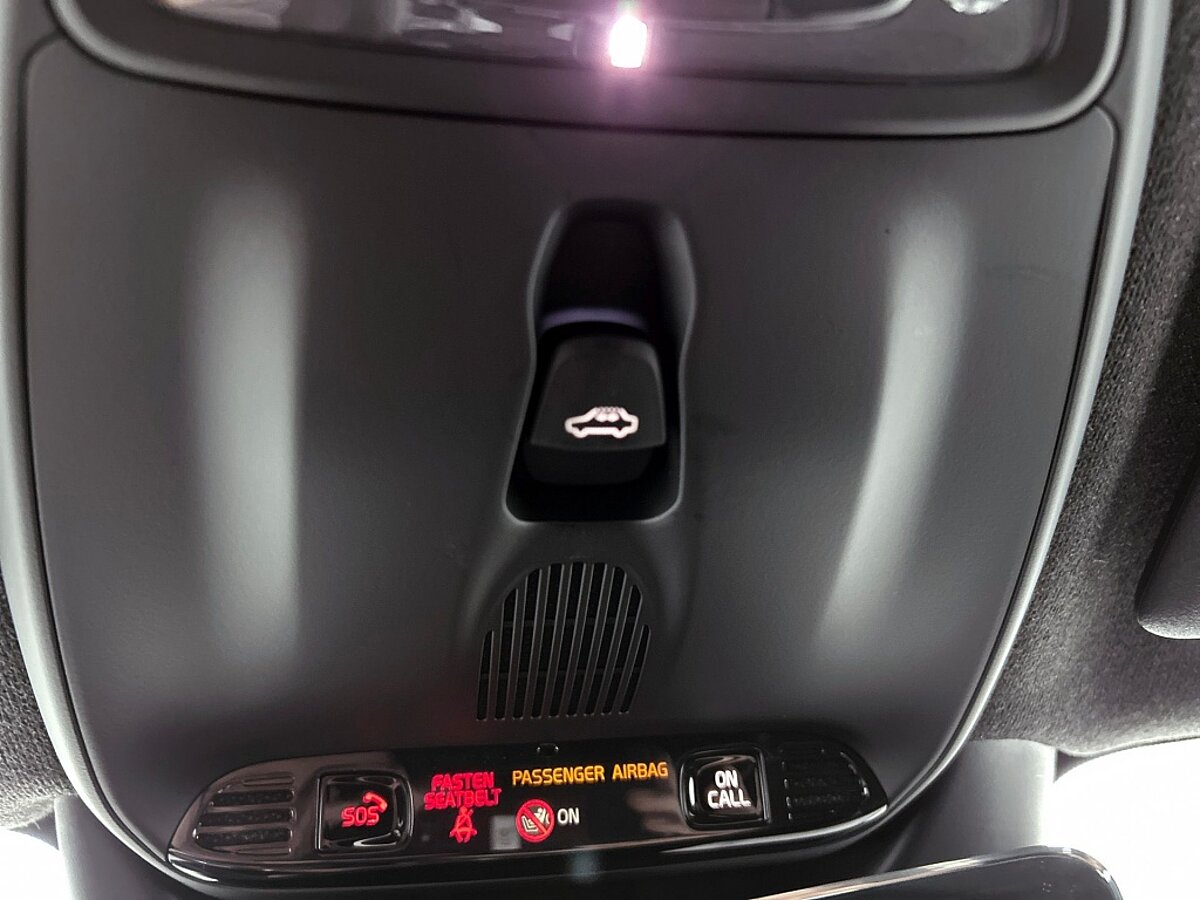 49446815 volvo xc40 1 5 t5 r design panorama dak trekhaak climate pack camer 43