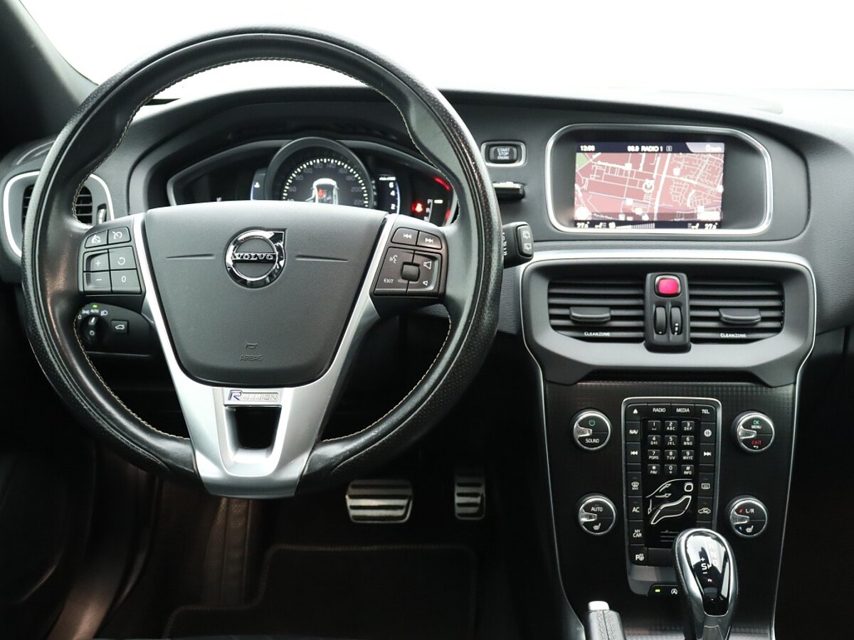 36012027 volvo v40 1 5 t3 polar sport 6 06