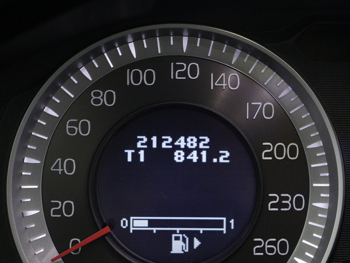 43852240 volvo v70 1 6 t4 limited edition 0dbd5b