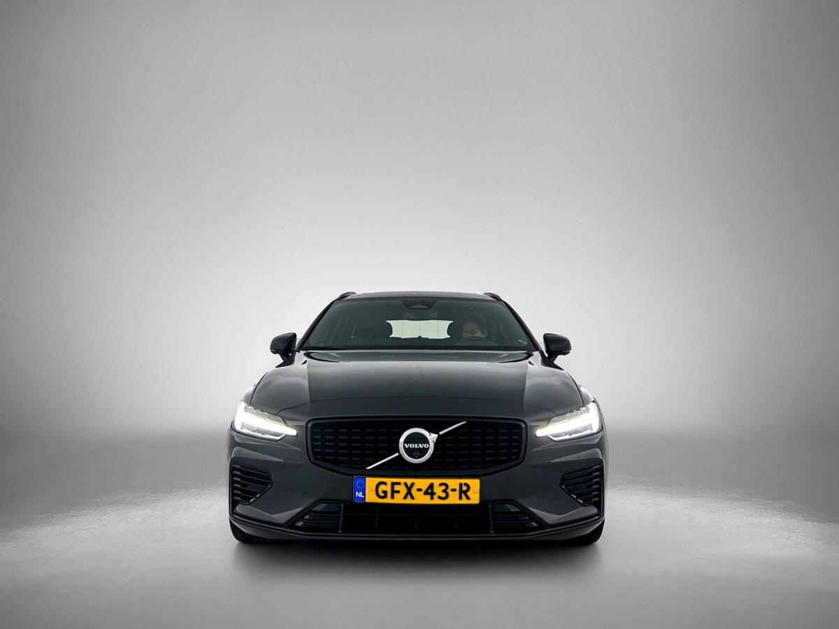 45497789 volvo v60 2 0 t6 awd plus dark 360a camera panoramadak harman kardon 7 01