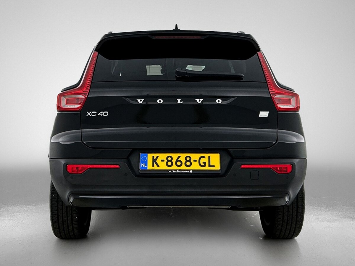 48326321 volvo xc40 1 5 t5 r design 3 01