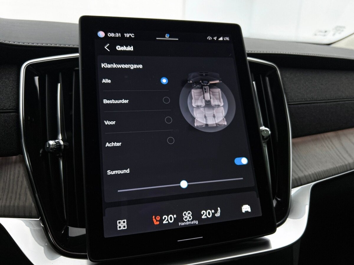 48894745 volvo xc90 2 0 t8 ultra 22 inch luchtvering trekhaak ventilatie 81