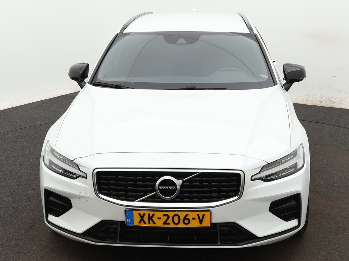 34654743 volvo v60 2 0 t5 r design 8 04