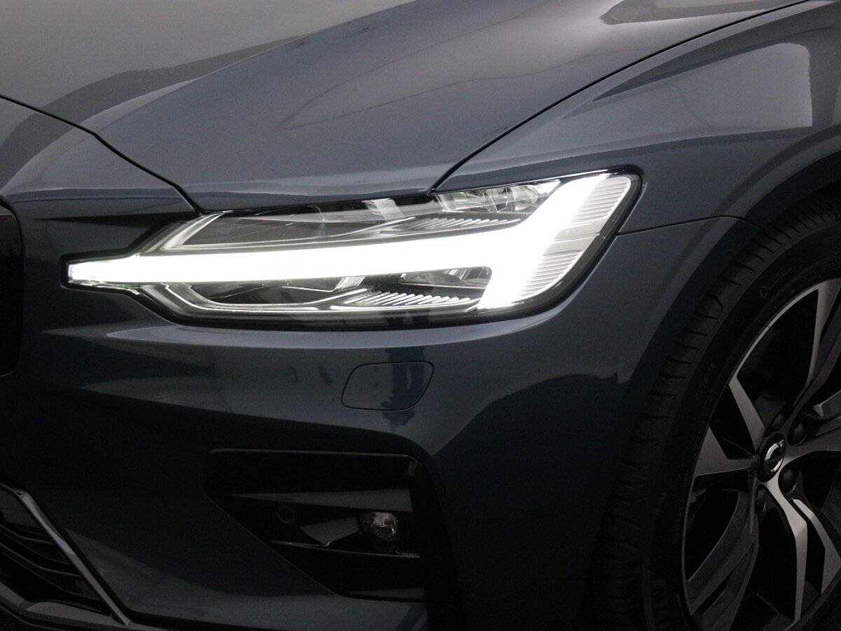 43852732 volvo v60 2 0 b4 plus dark trekhaak panoramadak e4cb21
