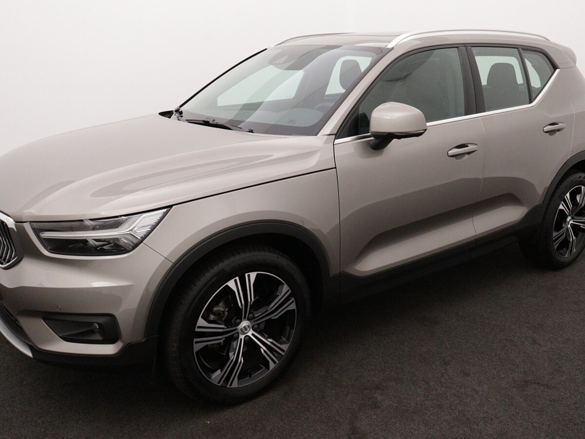 44136153 volvo xc40 1 5 t3 inscription 25
