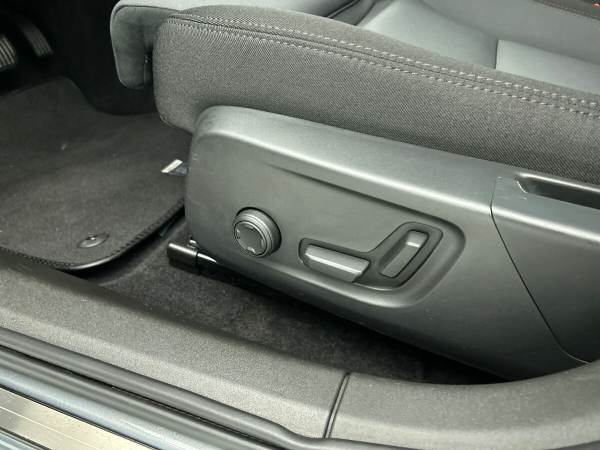 48293049 polestar 2 srsm plus 70 kwh 23