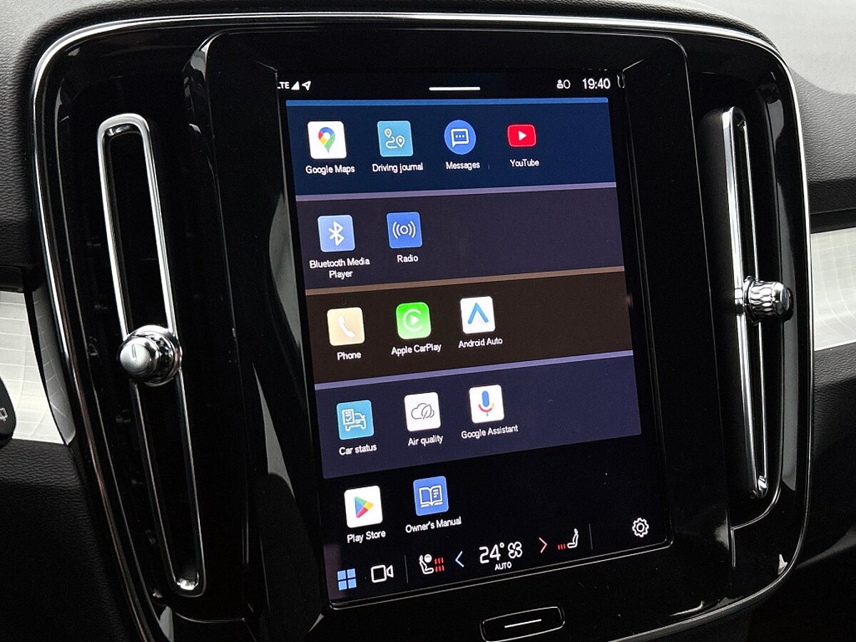 48515761 volvo xc40 2 0 b4 plus dark 19 inch trekhaak voorruit verwarming 37f1b7