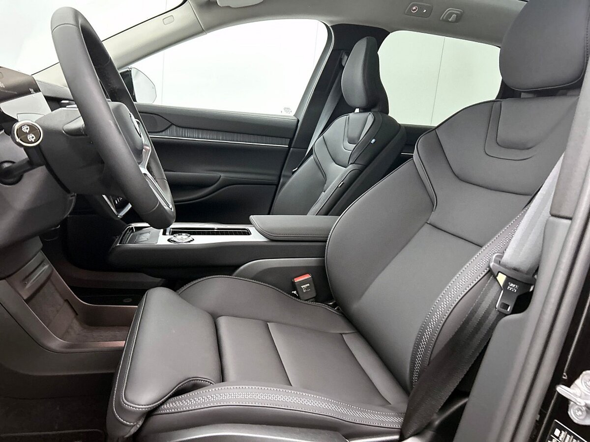 48676506 volvo ex90 ex 90 2wd core 7 zitter voorraad onyx black nordico microt 7cb1ec