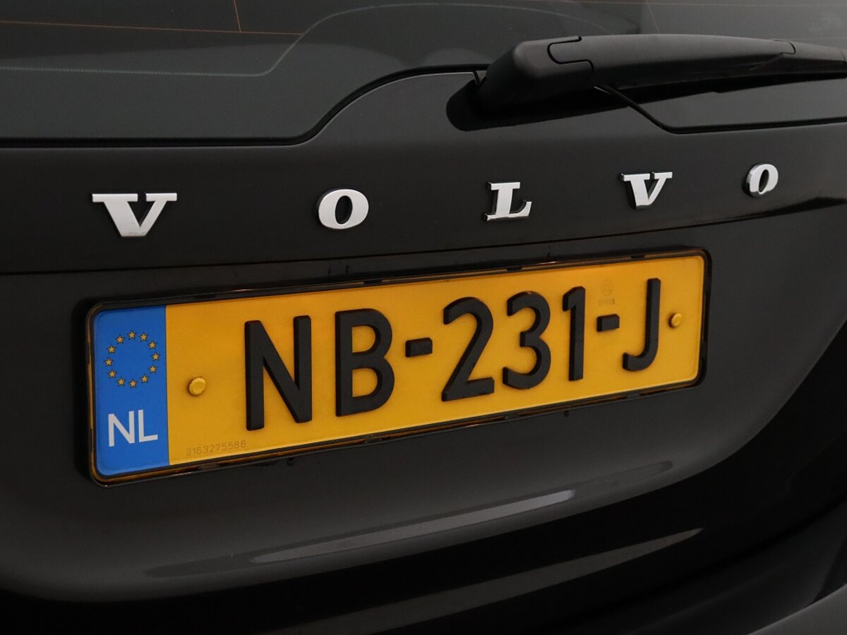 36050213 volvo v60 1 5 t3 r design 6847b7