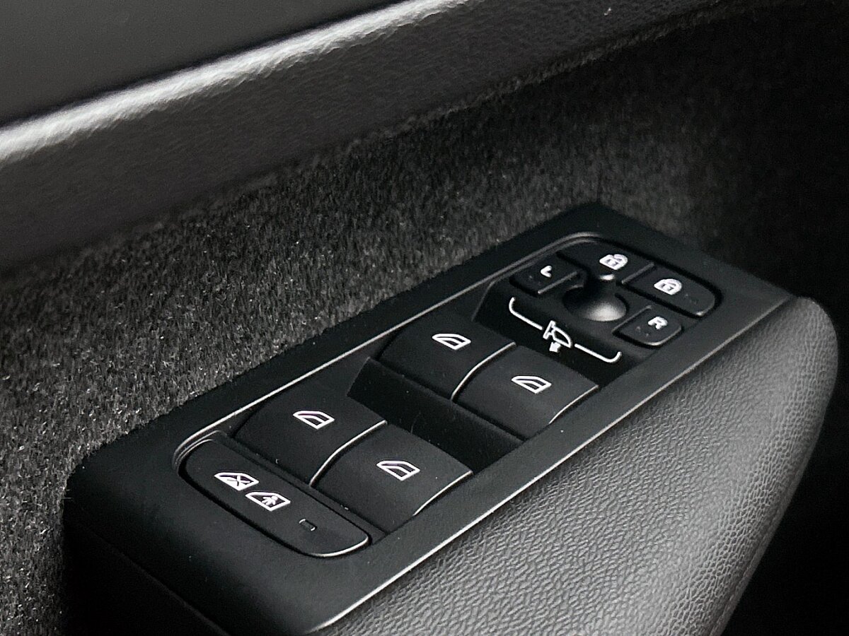 46616743 volvo ex40 ex40 rwd extended range plus black edition panoramadak nubuc 76