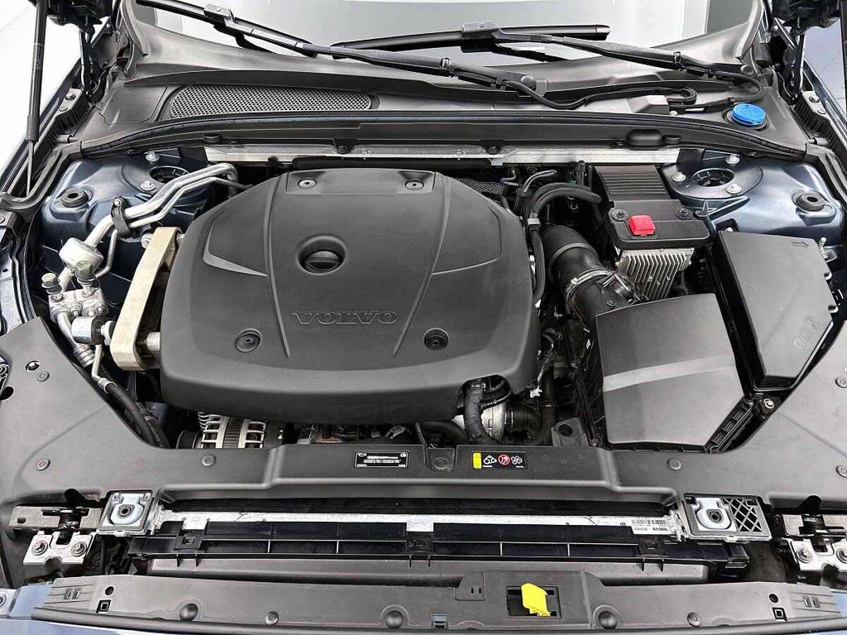46664850 volvo v60 2 0 t5 momentum 49