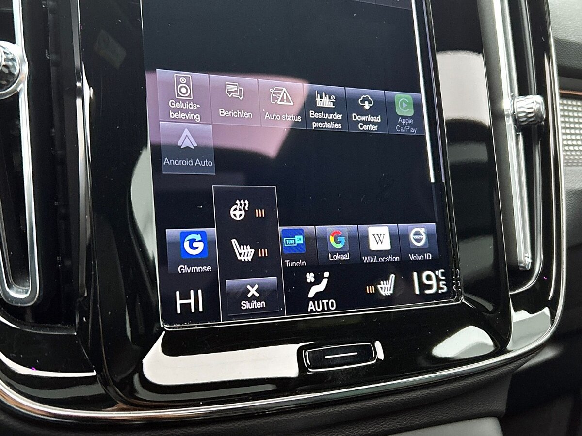 46877628 volvo xc40 1 5 t5 rech r design panorama dak harman kardon 8