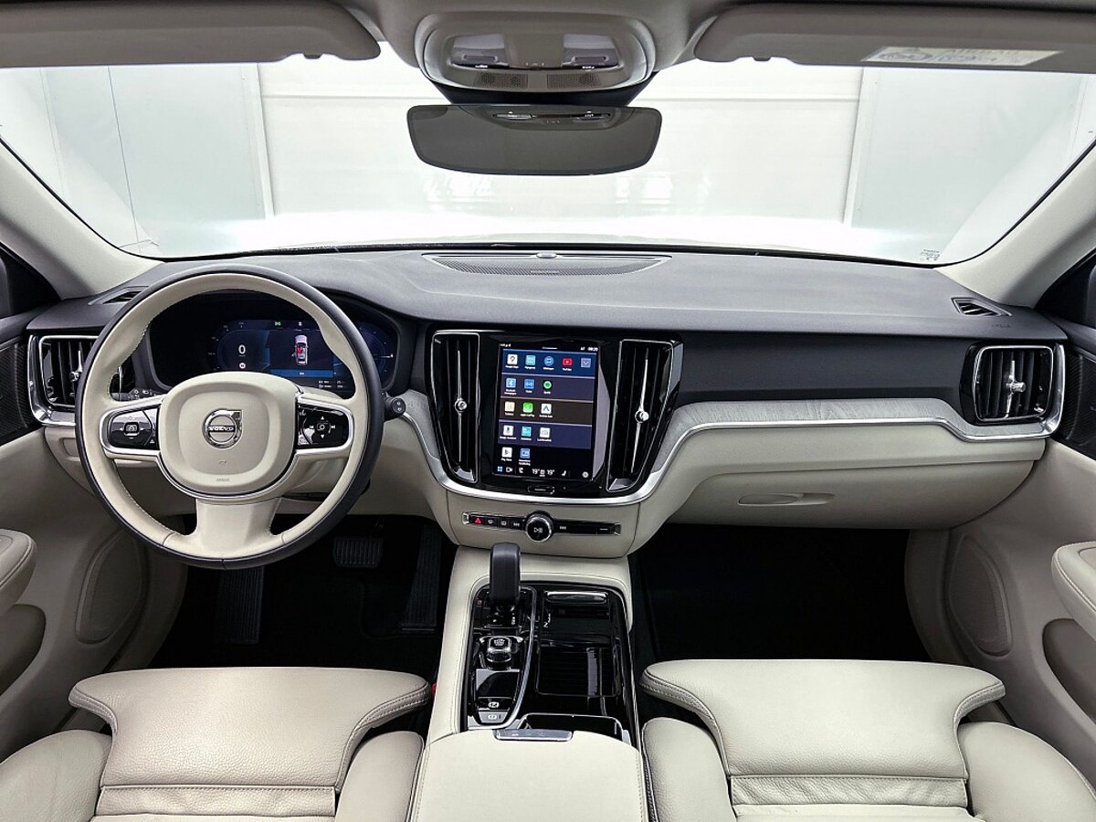 47390118 volvo v60 2 0 t6 awd plus dark trekhaak harman kardon 360 graden cam 35