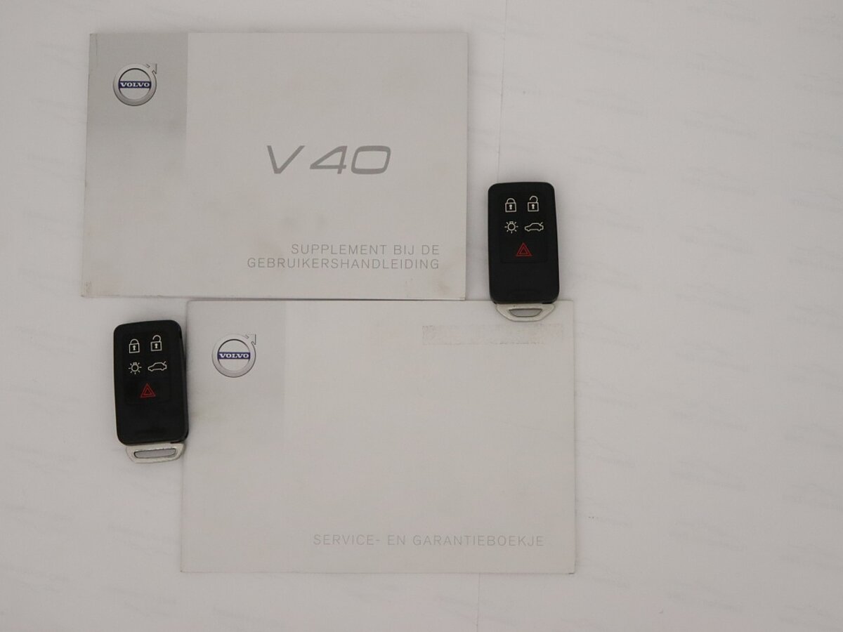 35472655 volvo v40 2 0 t4 bns sport panorama dak navigatie camera achter le 68