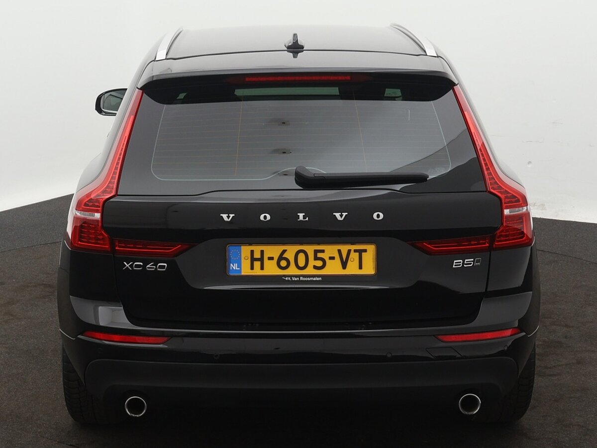 43349984 volvo xc60 2 0 b5 awd momentum pro 64