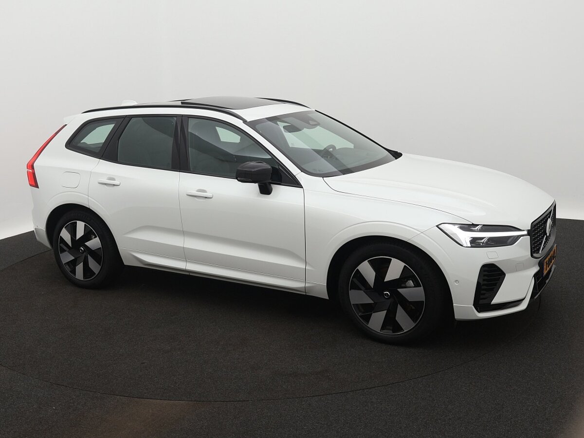45353278 volvo xc60 2 0 t6 awd ultimate dark 57