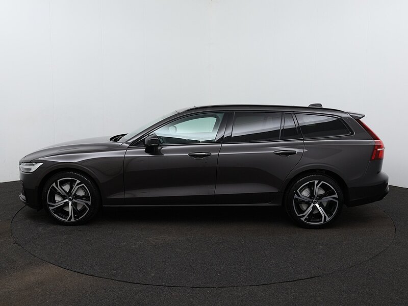 45734638 volvo v60 b4 plus dark 19 lm panoramadak 6 01