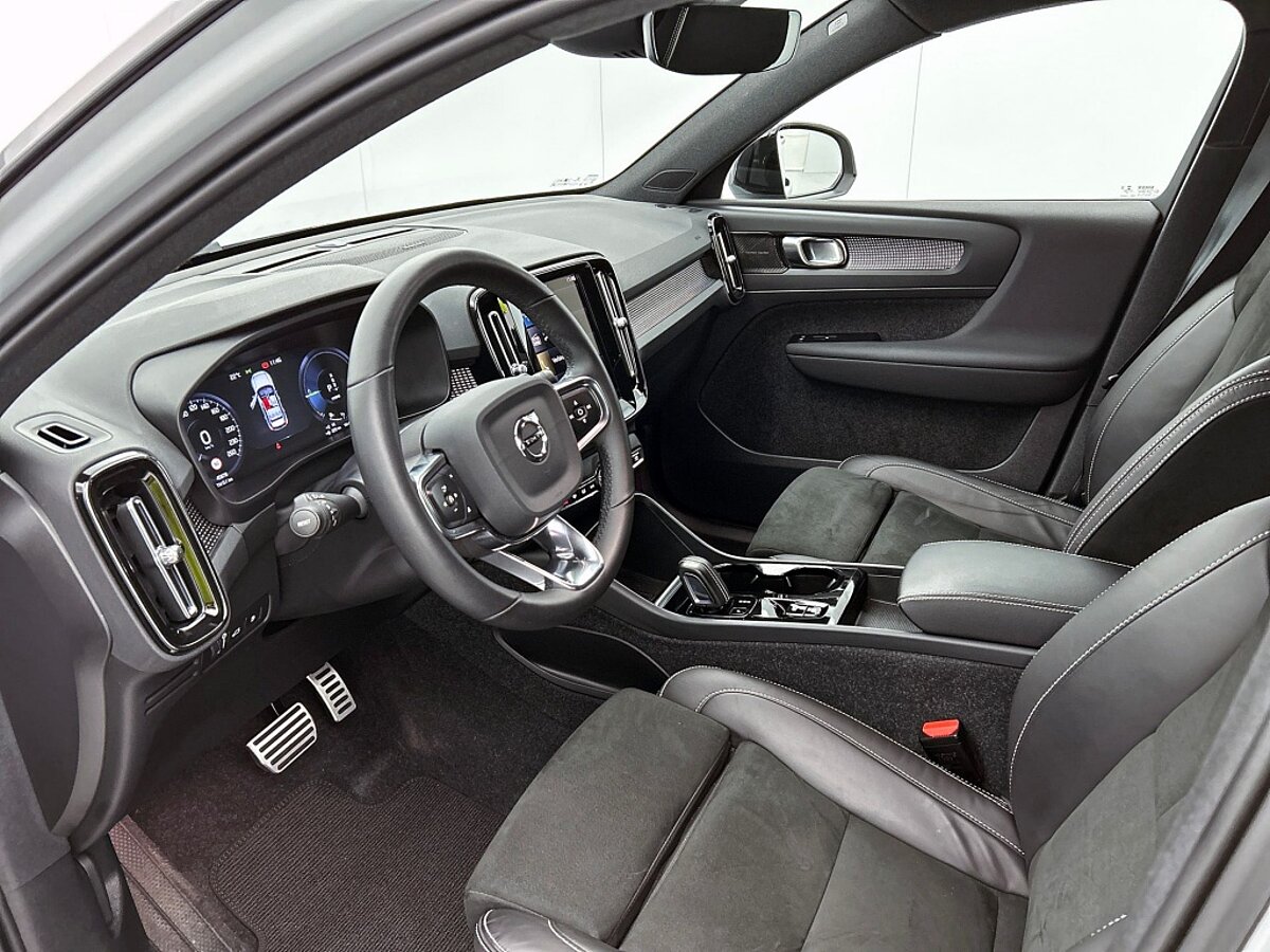 46744949 volvo xc40 1 5 t4 r design h k dab trekhaak nubuck camera 90