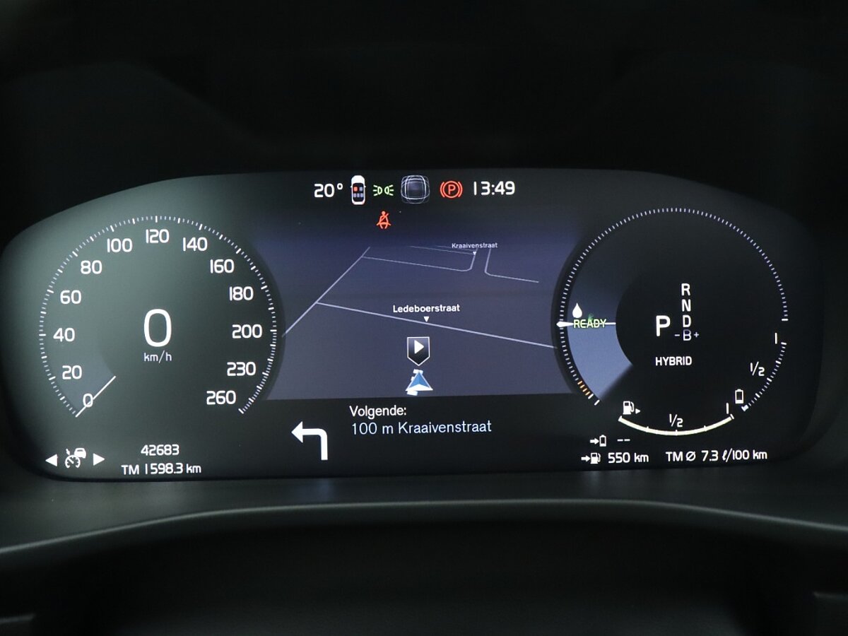 35487775 volvo xc40 1 5 t5 phev inscription panomama dak harman kardon leder 5bc786