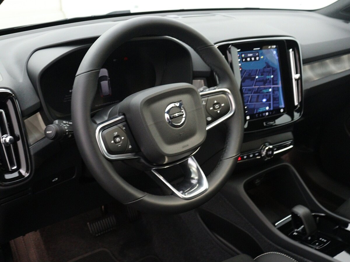 42246444 volvo xc40 extended plus 20 velgen getint glas 4 10