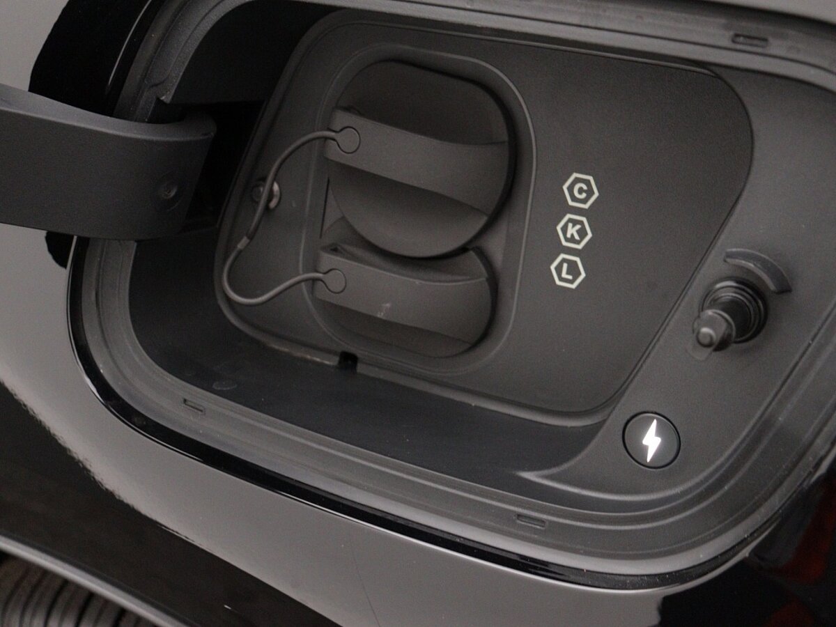 45881468 volvo ex30 extended plus 69 kwh 45