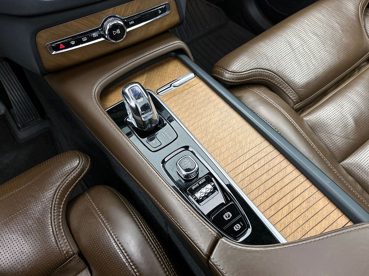 48879643 volvo xc90 2 0 t8 twin engine awd inscription leder panorama dak trek 73