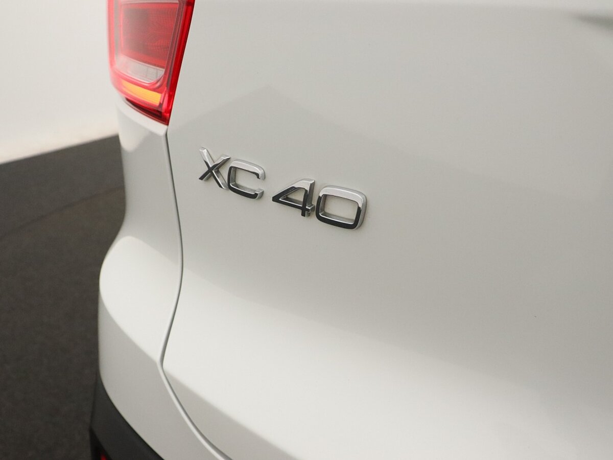 34675392 volvo xc40 1 5 t5 te r design f535ad