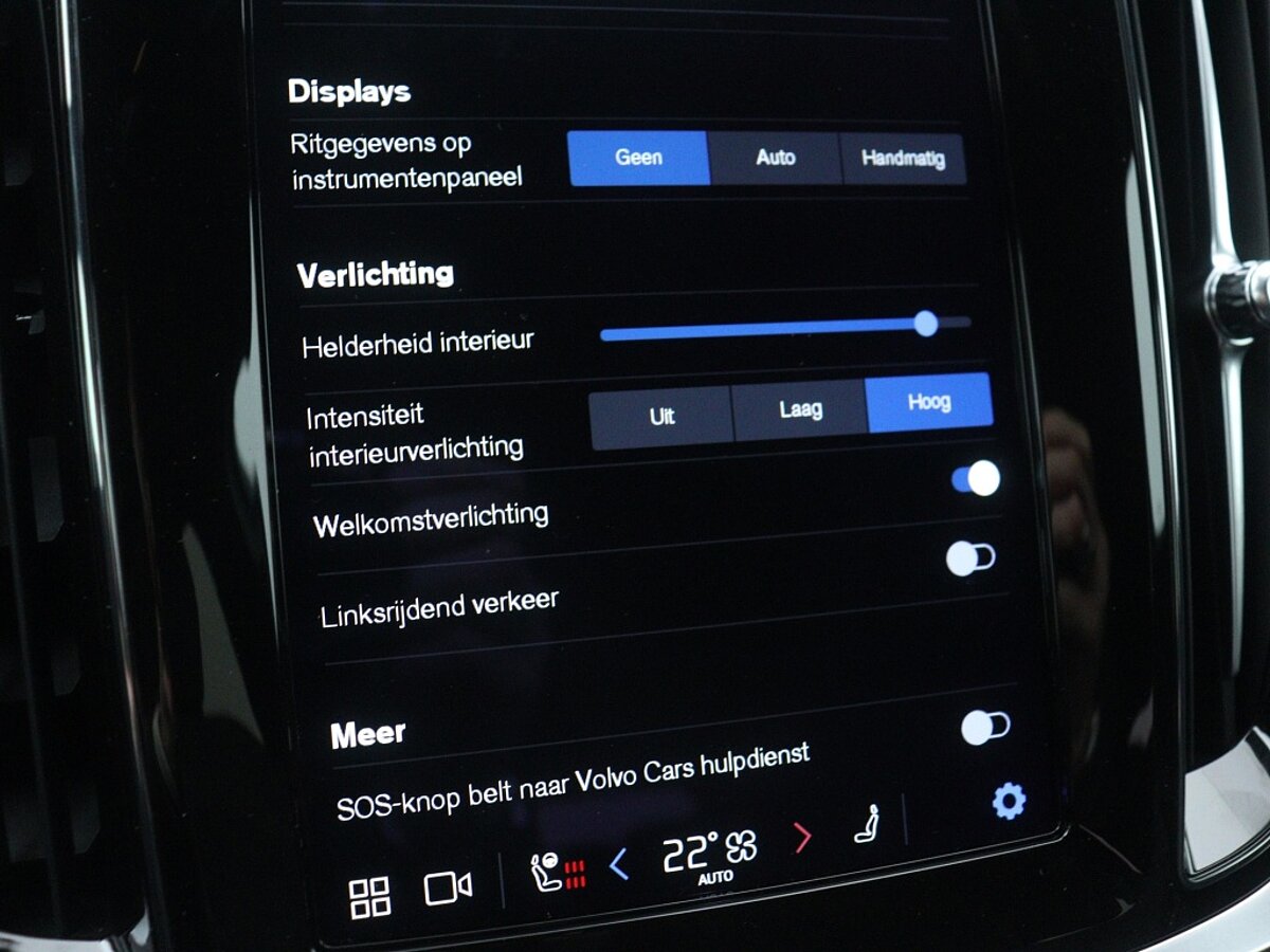 43755968 volvo v60 2 0 b3 plus dark sportstoelen zwarte hemel camera 880fc8