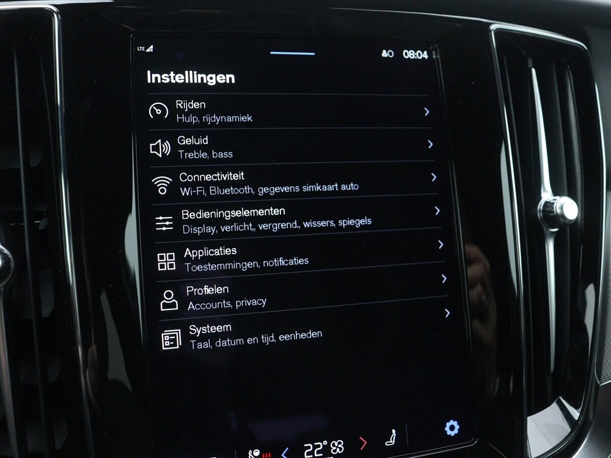 43755968 volvo v60 2 0 b3 plus dark sportstoelen zwarte hemel camera cbd6af