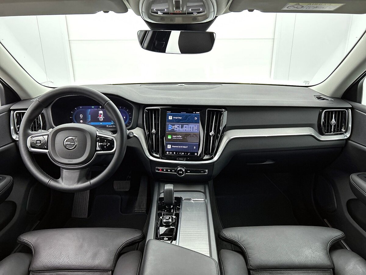 45734638 volvo v60 b4 plus dark 19 lm panoramadak 94