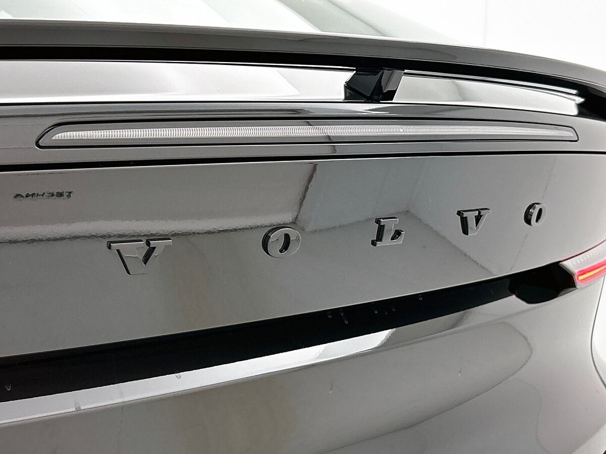 46536156 volvo ec40 extended range plus black edition 82kwh 93