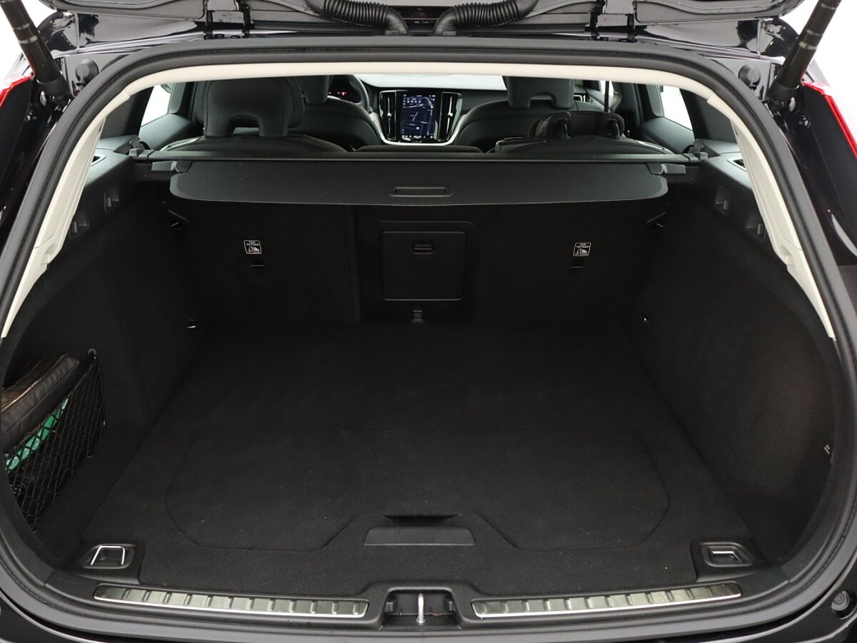 35636906 volvo v60 2 0 b4 plus bright b3b9f6