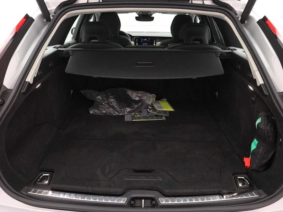 42291165 volvo v90 2 0 t6 awd ultra dark 360 camera trekhaak f861ae