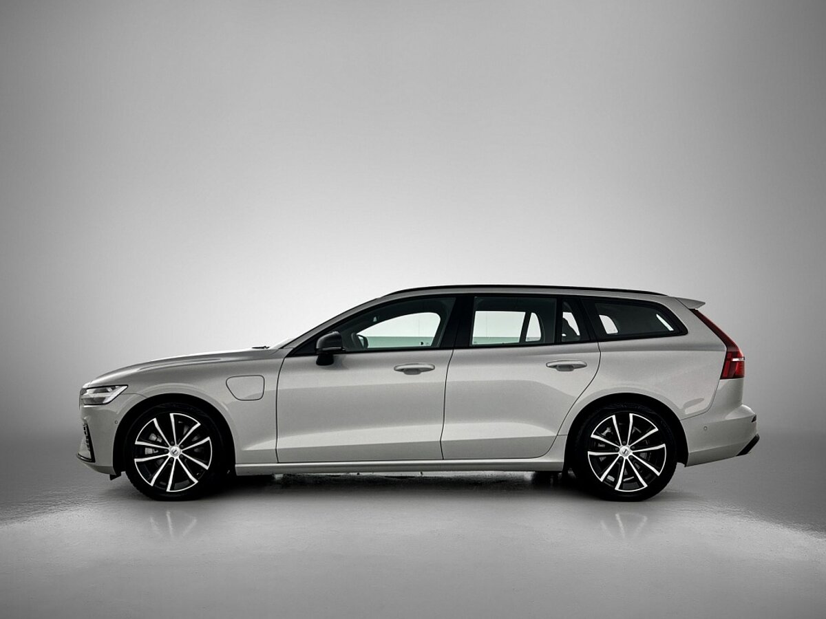 45432779 volvo v60 2 0 t6 plus trekhaak panorama dak 360 camera 2 14