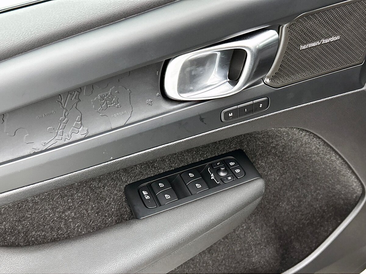 46180812 volvo ec40 ec40 plus dark 20 velgen power seats getint glas dakbog 94e297