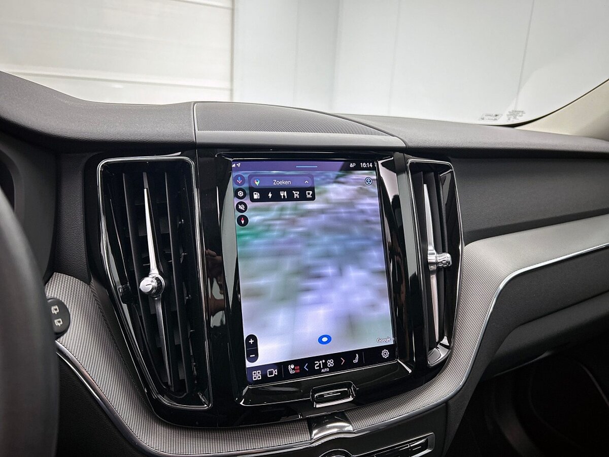 49250062 volvo xc60 2 0 t6 awd plus bright trekhaak leder panorama dak 70