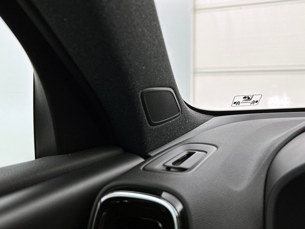 49484366 volvo xc40 t3 geartronic r design adaptive cruise trekhaak climate 03