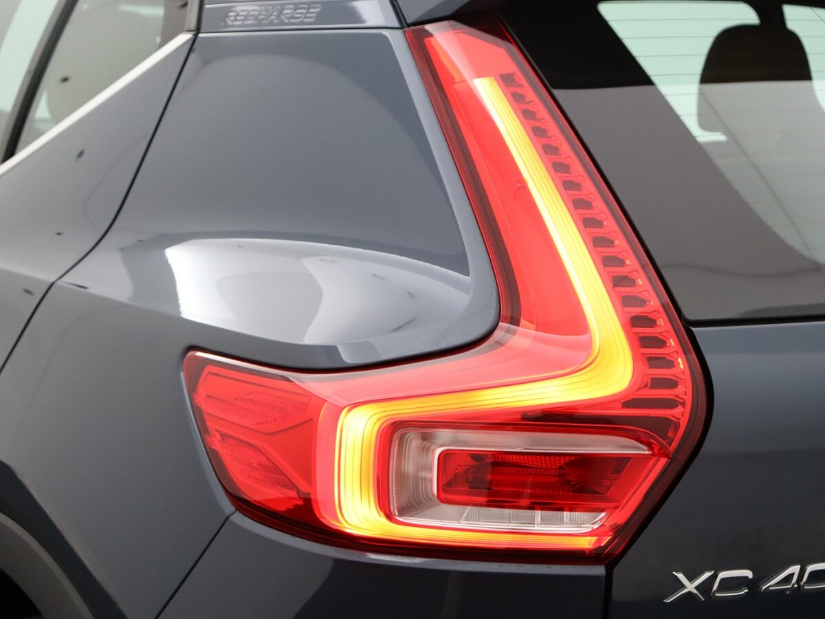 35487775 volvo xc40 1 5 t5 phev inscription panomama dak harman kardon leder 593a08