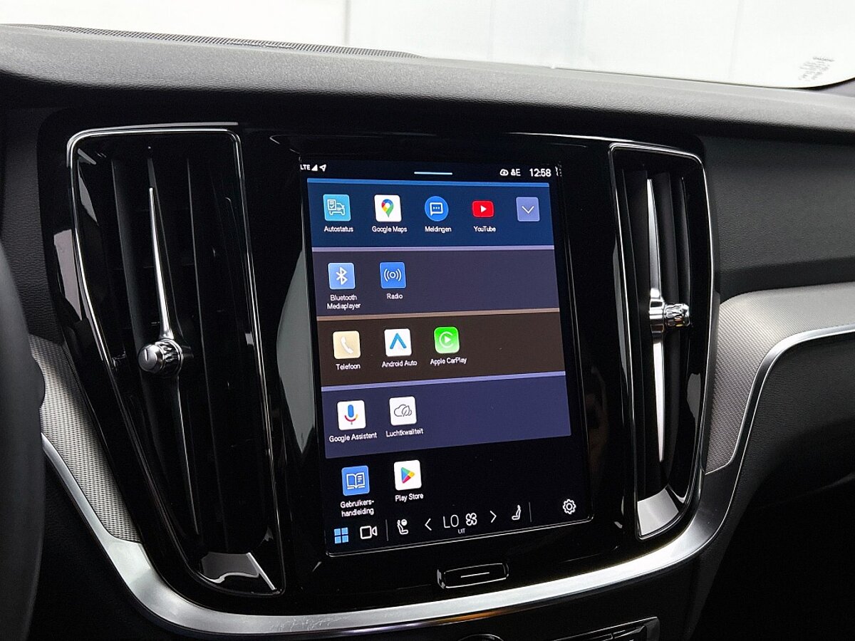 47513318 volvo v60 2 0 t6 awd plus dark trekhaak 360a camera harman kardon 8